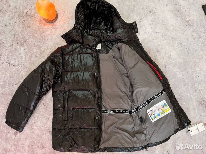 Зимние куртки Moncler