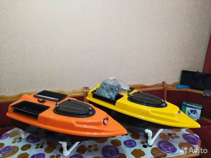 Прикормочный кораблик