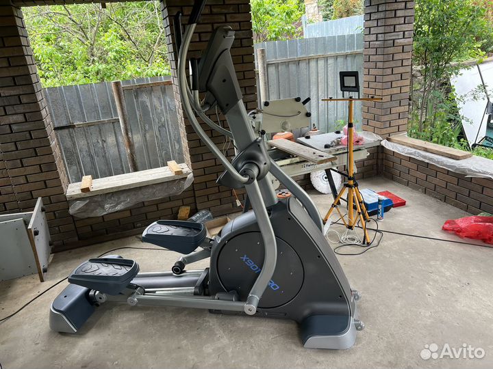 Эллиптический тренажер X901 PRO