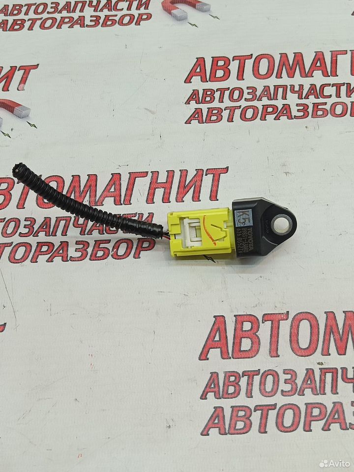 Датчик удара Toyota Camry 70