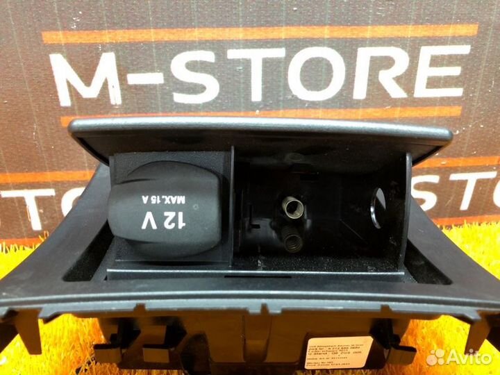 Пепельница Mercedes-Benz E-Class W212 642.850 2011