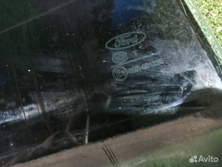 Стекло дверное заднее правое Ford Focus 2 хэтчбек