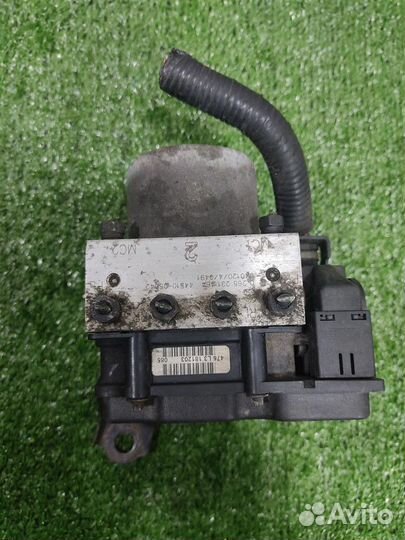 Насос ABS Toyota Avensis T25 2004