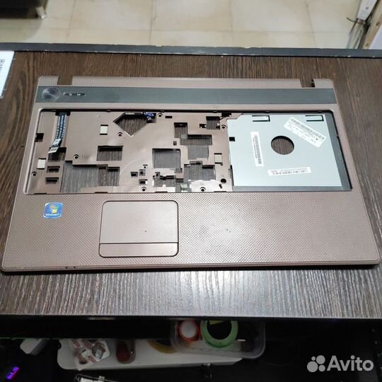 Верхняя часть корпуса (топкейс) Emachines E442 AP0