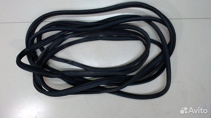 Уплотнитель Hyundai Elantra, 2015