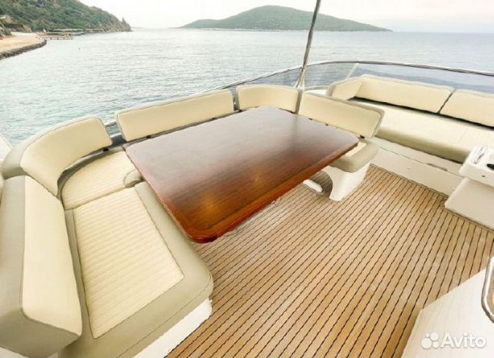 Моторная яхта Azimut Magellano 66 (020)