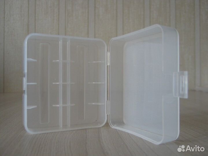 Футляры для компл. из 2-х аккумуляторов 26650 нов