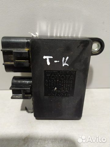 Блок управления вентиляторами Toyota Corolla 2011