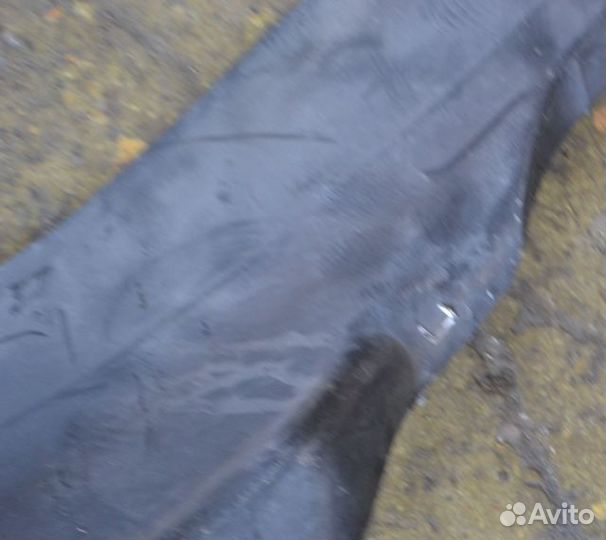 Кожух замка капота Audi / VW Q7 I