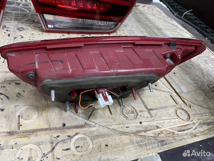 Фонарь задний внутренний Kia Optima