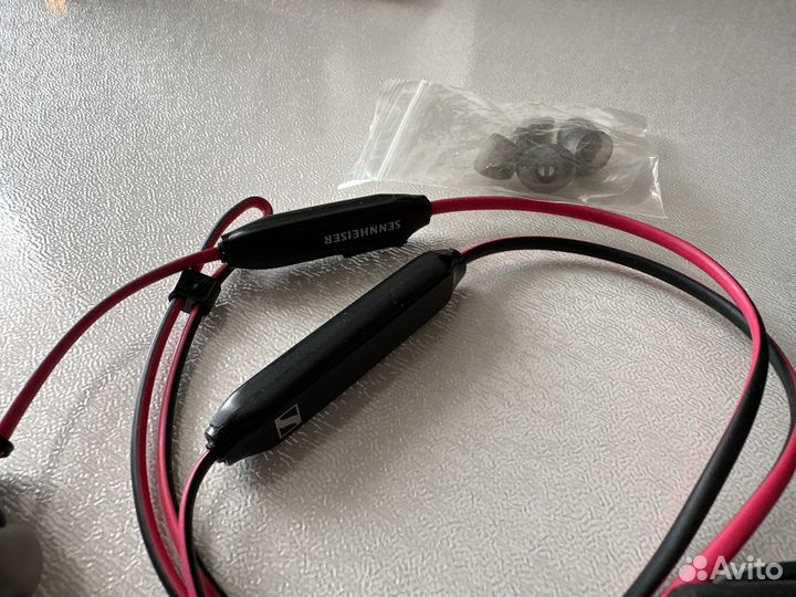 Беспроводные наушники Sennheiser momentum free m2