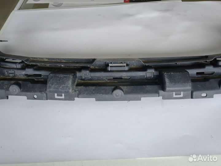 Усилитель бампера перед Ford Focus 2