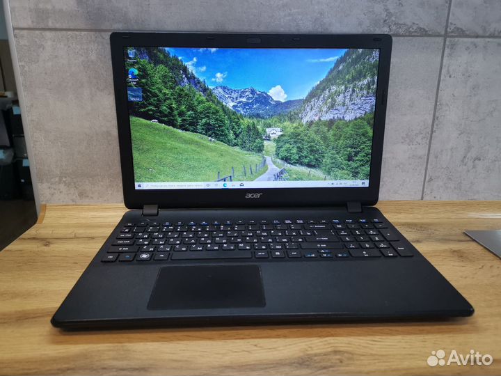 Acer Aspire 4 ядра/8Gb/SSD ES1-531-P10A