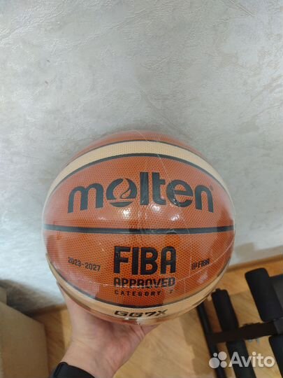 Баскетбольный мяч