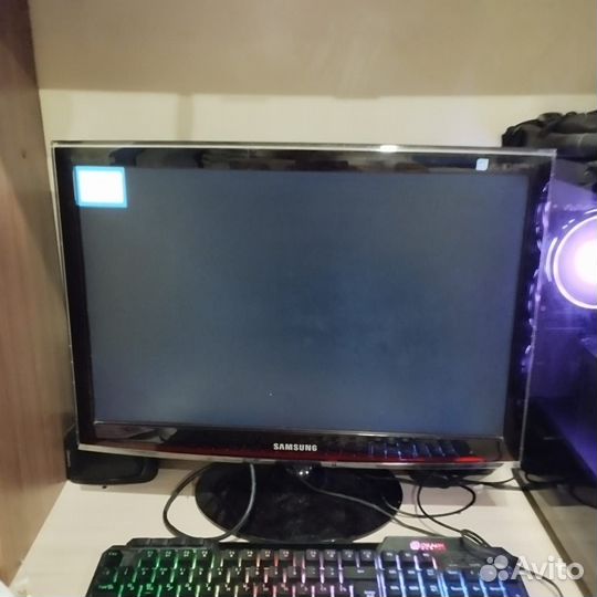Монитор Samsung syncmaster
