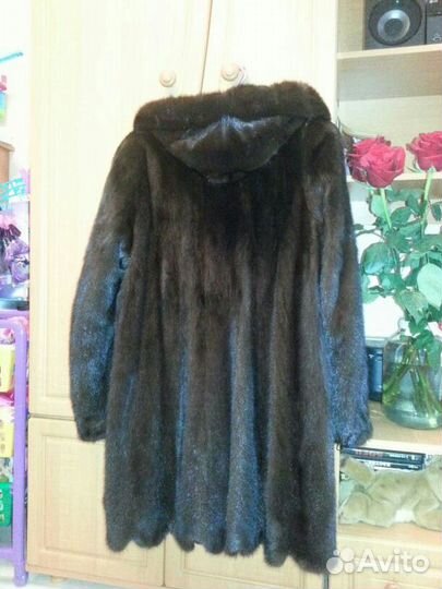 Продам норковую шубу