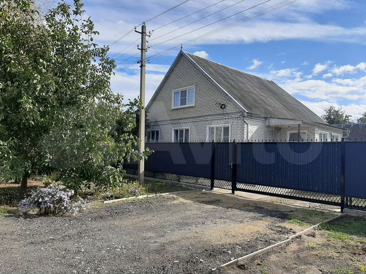 Дом 218 м² на участке 16 сот.