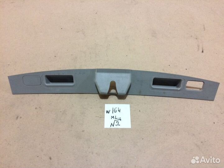 Обшивка и накладка багажника Mercedes ML W164