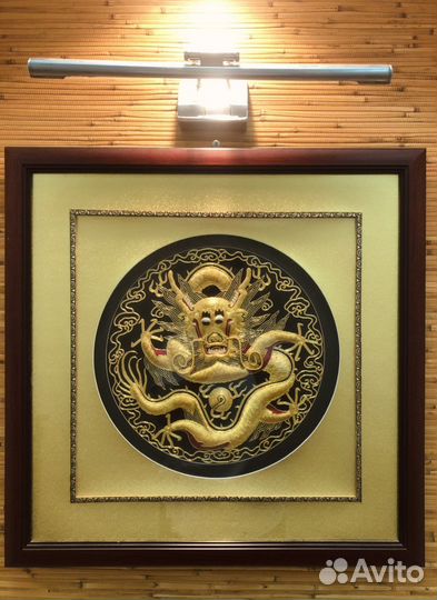 Картина-вышивка шелковыми нитями Китай