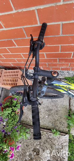 Велосипед десна 2910