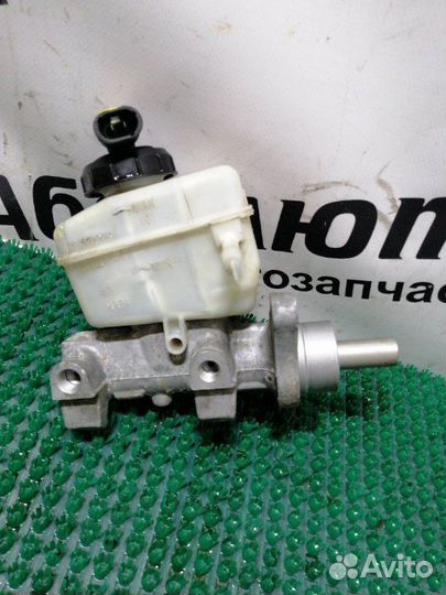 Главный тормозной цилиндр Renault Duster F4R