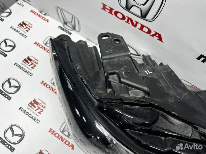 Фара правая Mazda 3 BP 2018 - н.в