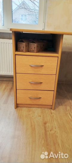 Стол угловой