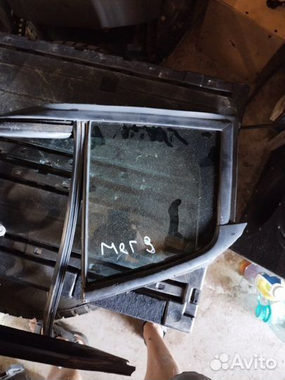 Стекло двери заднее левое Renault Megane 3 K4MV838