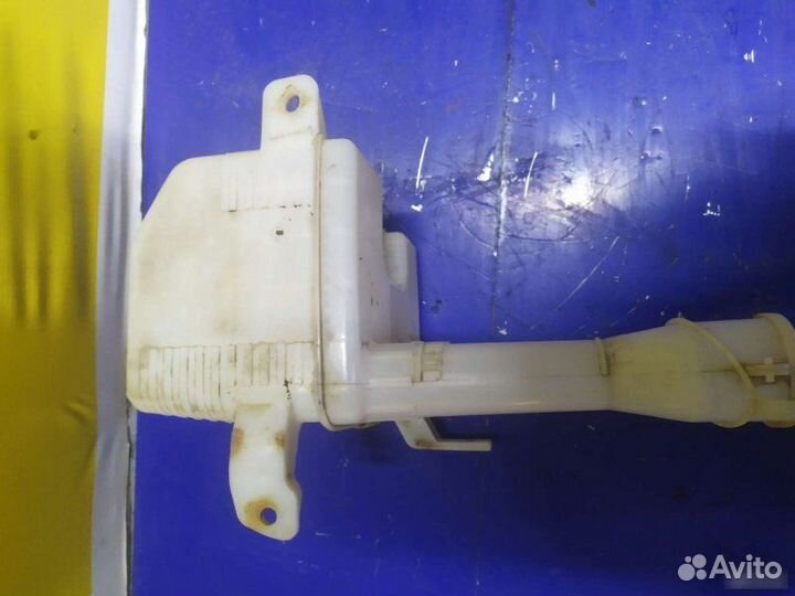 Бачок омывателя Mitsubishi Lancer 9