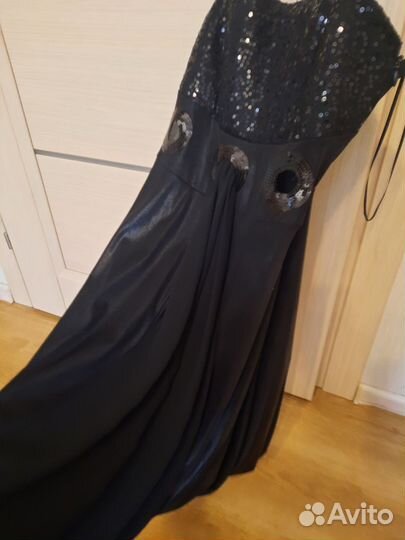 Вечернее маленькое чёрное платье