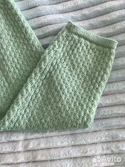 Кофточка на девочку-подростка, 40-42 р-р, шерсть