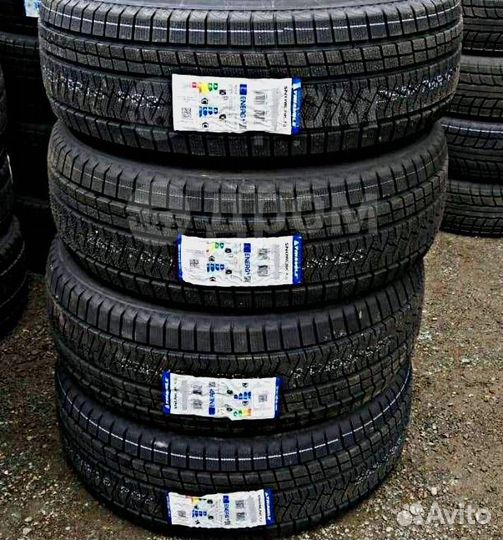 Triangle PL02 235/65 R17 108V