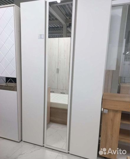 Шкаф Хелен белый