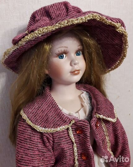 Кукла фарфоровая(65 см)