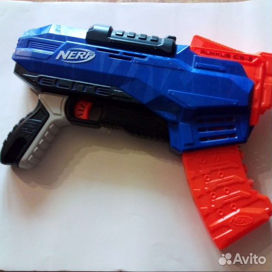 Nerf пистолет