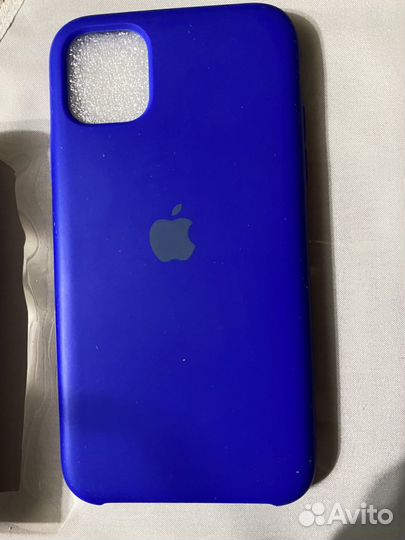 Чехлы на iPhone 11