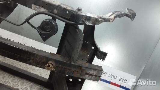 Передняя панель крепления облицовки (телевизор) ni