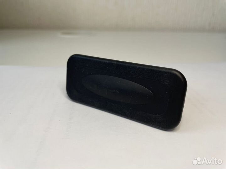 Кнопка багажника Renault