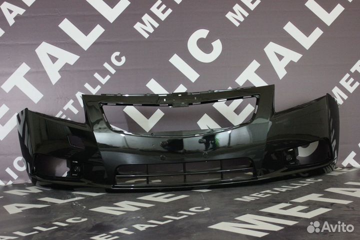 Бампер Chevrolet Cruze 09 / Черно-зел цв / перед