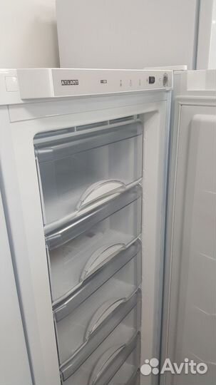 Морозильник Атлант 7203 новый