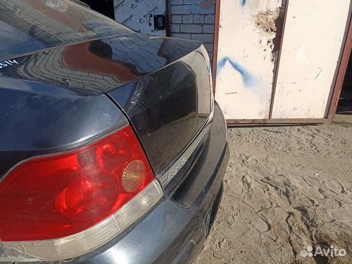 Крышка багажника Opel Aastra H седан