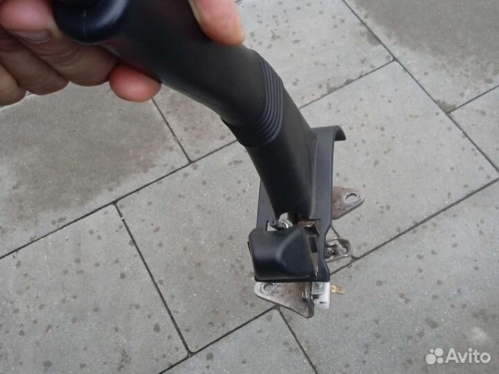 Рукоятка ручника Рено Логан