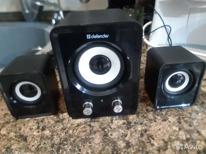 Акустические колонки 2.1 Defender