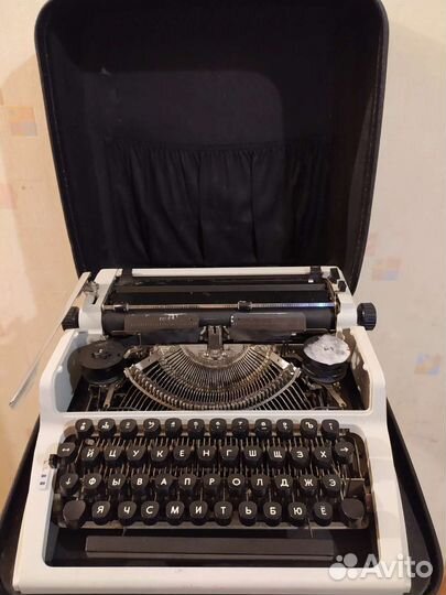 Печатная пишущая машинка гдр рабочая