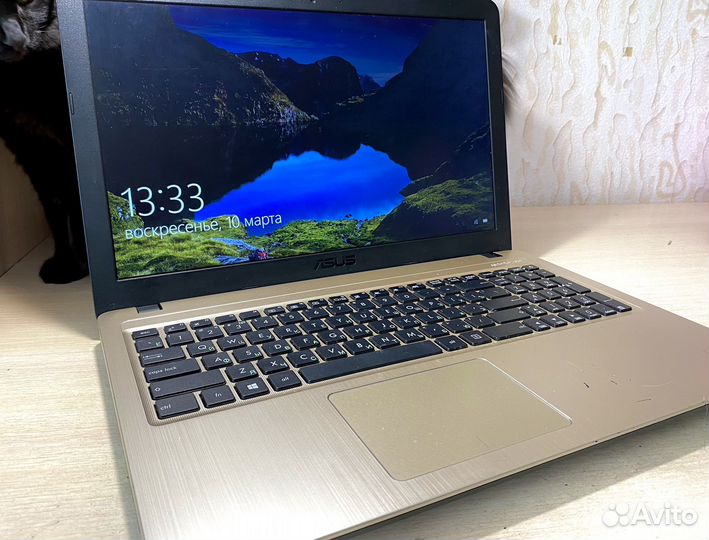 Ноутбук asus X540y