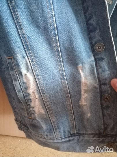 Джинсовая куртка ostin (размер M)