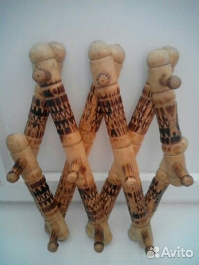 Деревянная раздвижная вешалка