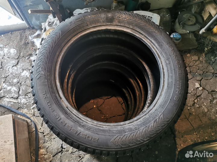 Nokian Tyres Hakkapeliitta 8 205/55 R16