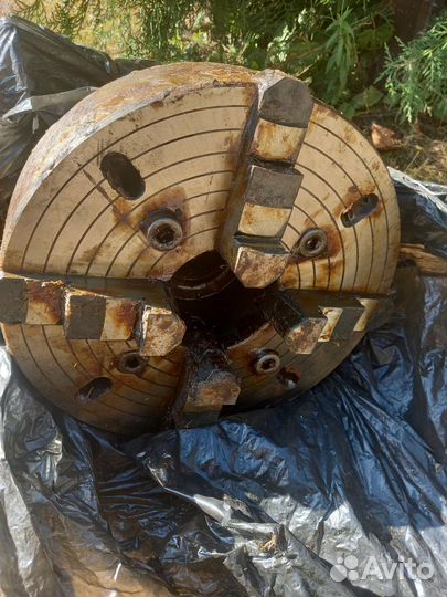 Токарный патрон