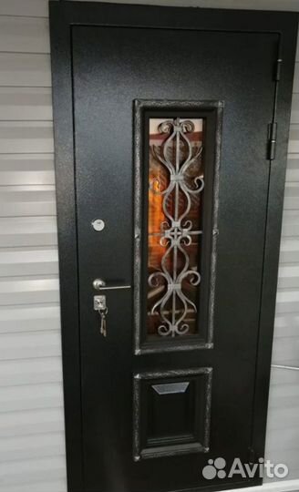 Дверь металлическая в квартиру/ в дом/ в общежитие